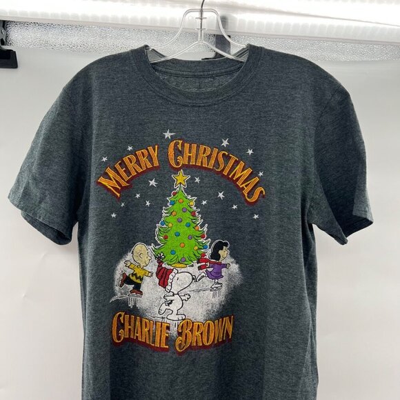 Peanuts Christmas Women's Short Sleeve T-Shirt Gray/Multi Size Medium - Picture 2 of 8